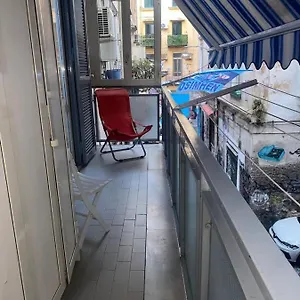 apt-napoli-centro.hotels-amalfi.com/